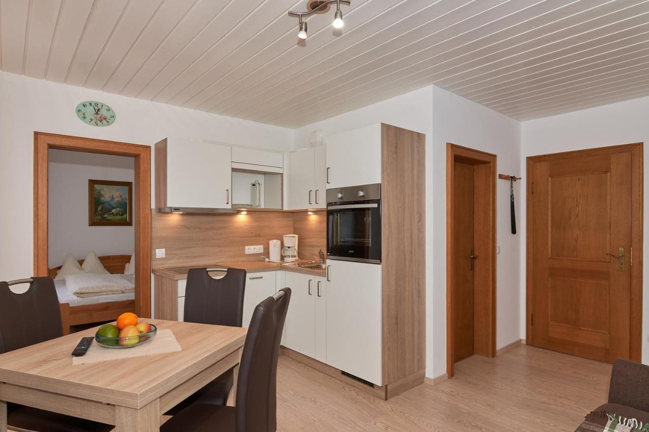 Dangl Gbr, Gaestehaus Sonnenhof - Inkl. Chiemgau Karte Bergen  Pokój zdjęcie